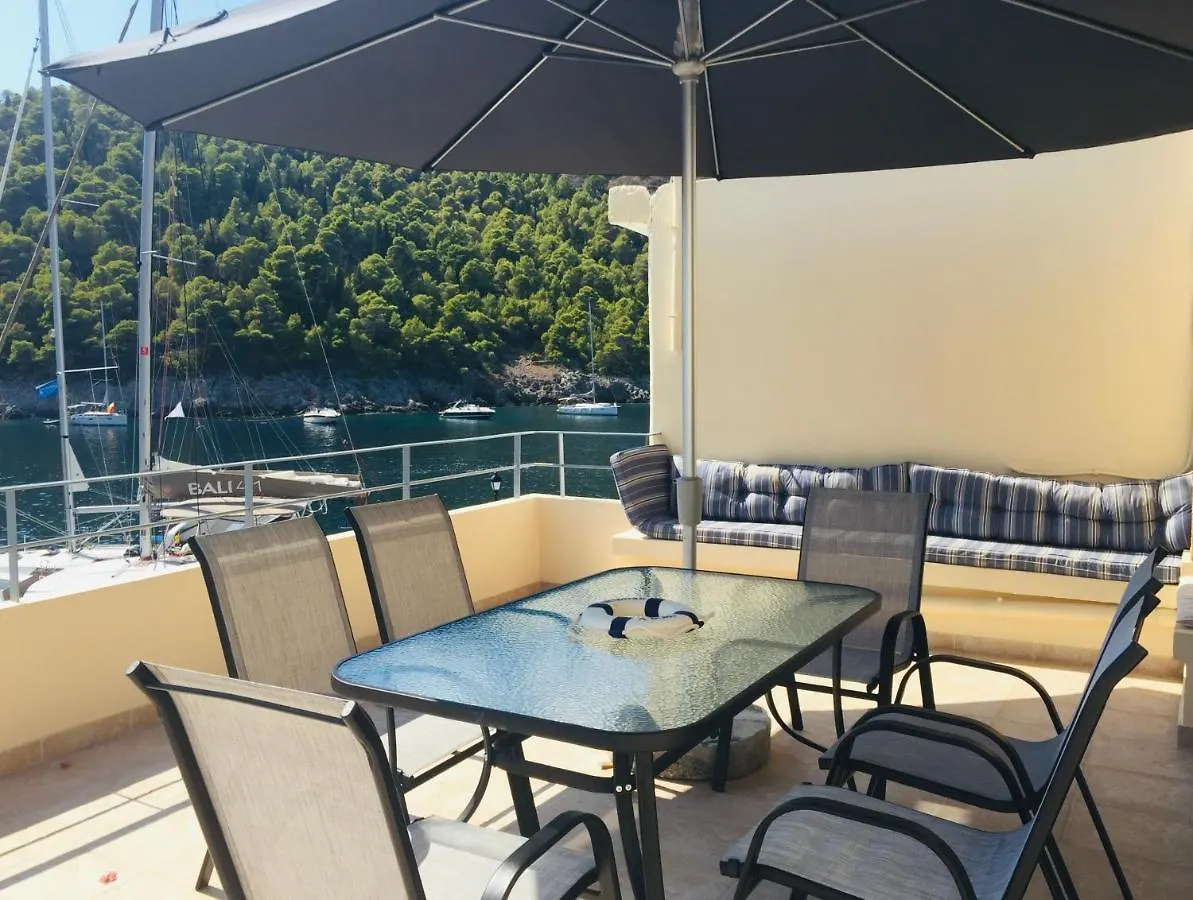 Vila The Cove Assos Asos
